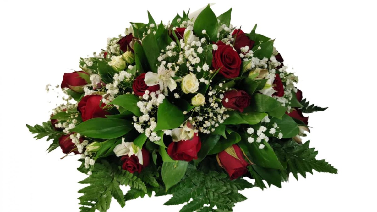 Композиция на гроб с розами и гипсофилами 50 см