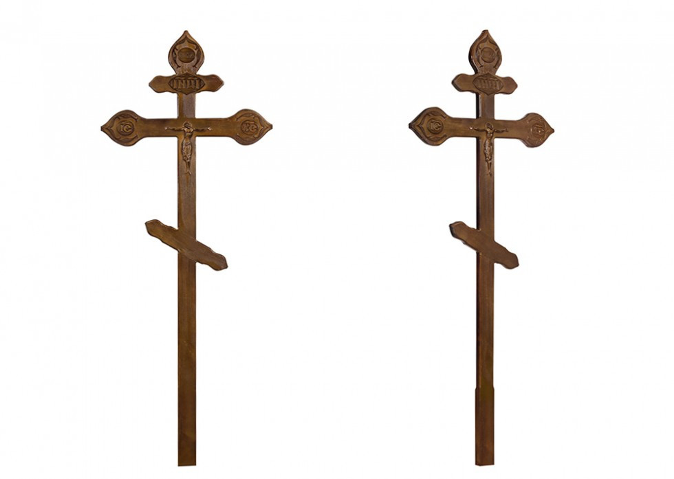 Крест на могилу сосновый фигурный с орнаментом (состаренный)